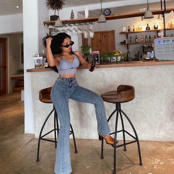 Vintage Flare Jeans - Picture 2 of 4